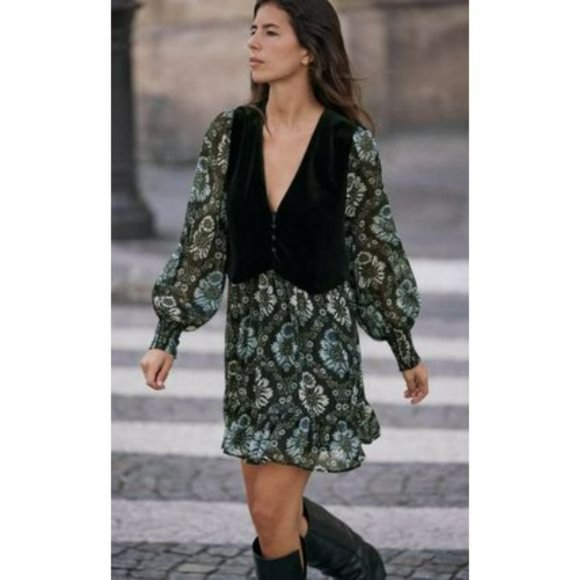 Zara Dresses & Skirts - ZARA PRINTED DRESS WITH VEST